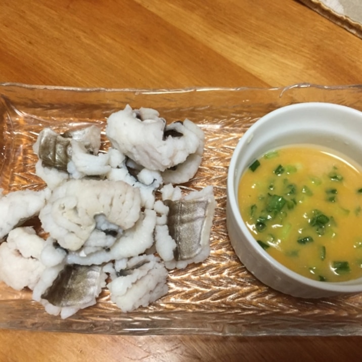 湯びきハモのネギ辛子酢味噌ぞえ